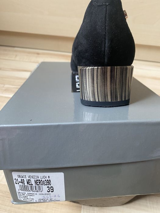 Zamszowe Czółenka Venezia 39