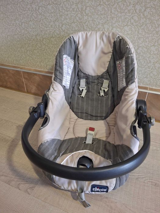 Отдам автокресло для малышей Первомайск Николаевская область