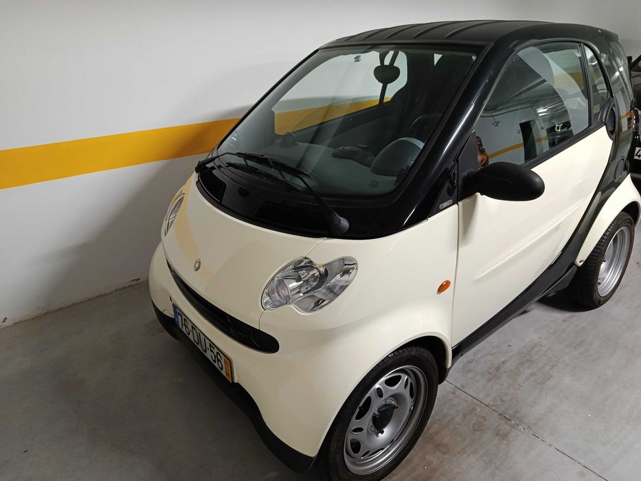 SMART FORTWO COUPE PURE 2007 - Apenas 53.000 km