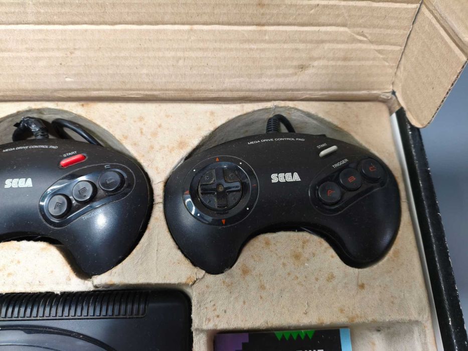 Sega Mega Drive II Consola