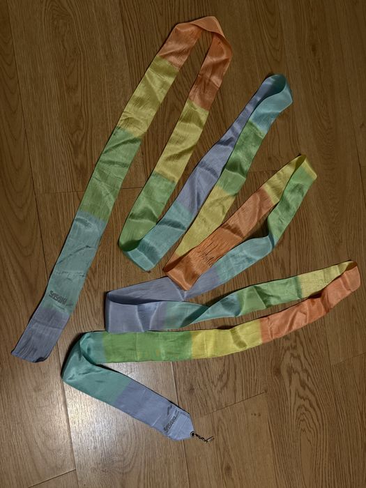 стрічка для художньої гімнастики