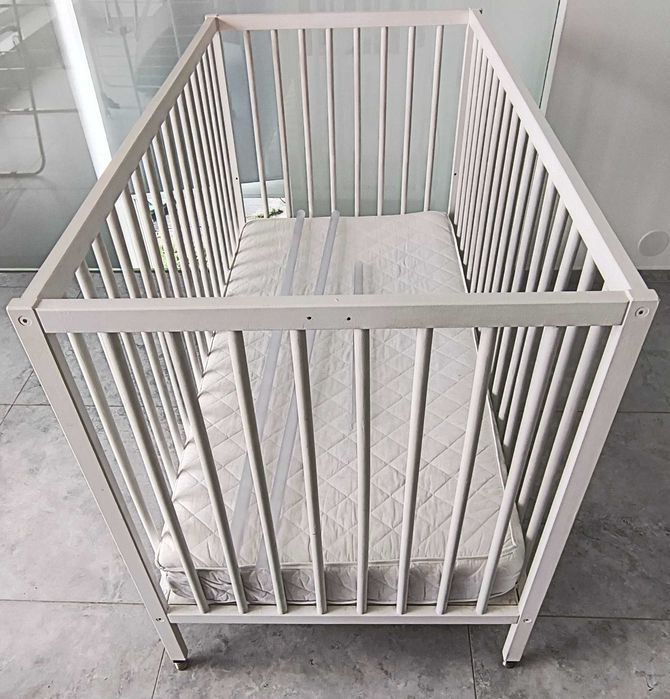 IKEA GULLIVER, Łóżeczko dziecięce 120x60, materac