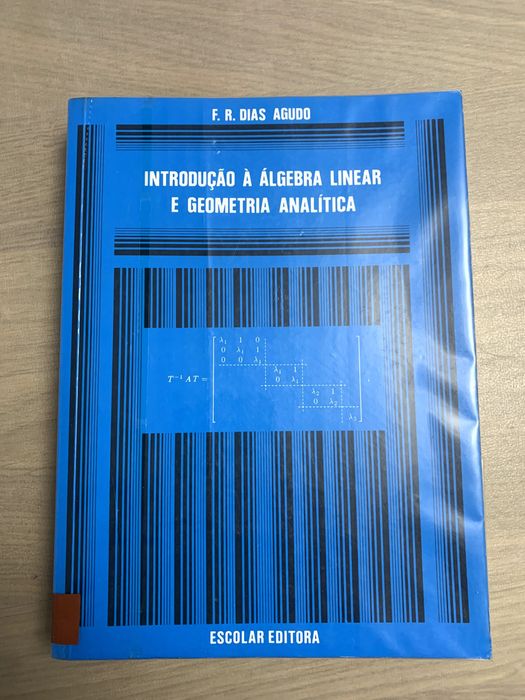 Introdução à Álgebra Linear e Geometria Analítica