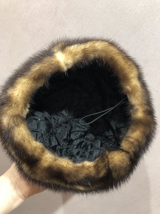 Женская  шапка из соболя