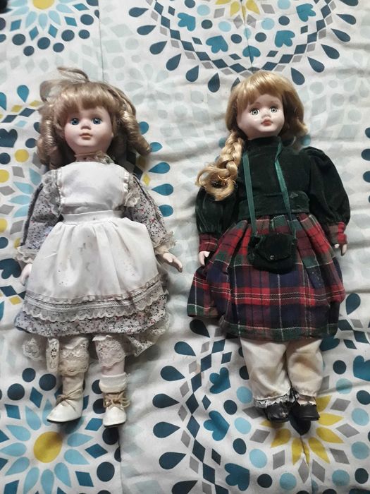 Bonecas de percelana