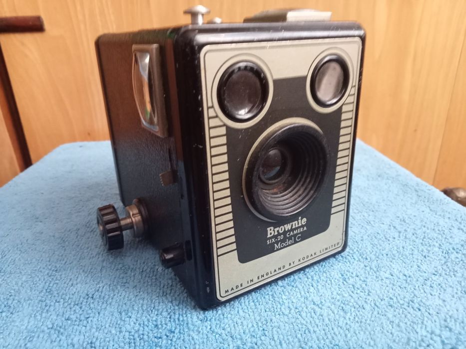 aparat kodak six -20 brownie model c