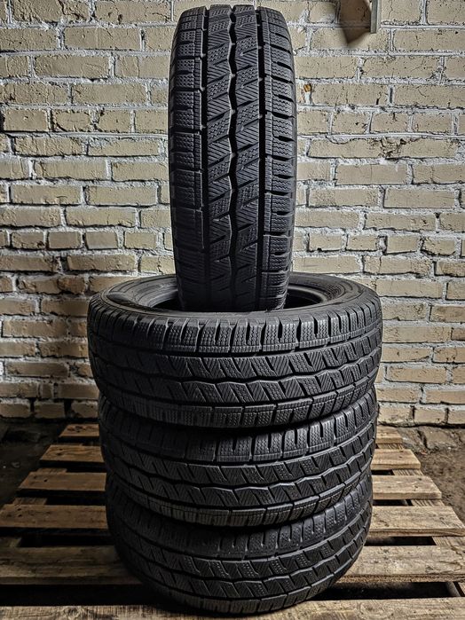Зимові 205/65r16c Hankook | 8mm | 2022 | Hungary | Преміум шини/Ідеал