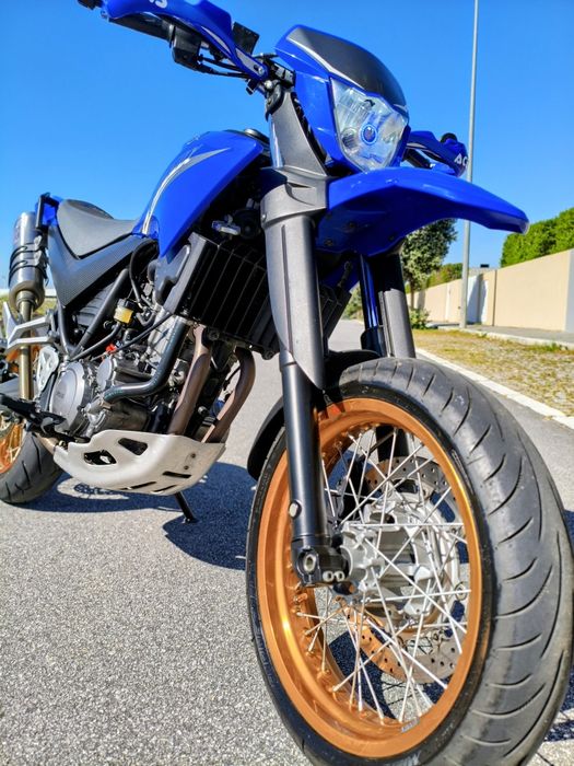 YAMAHA  XT660 X mota supermotard