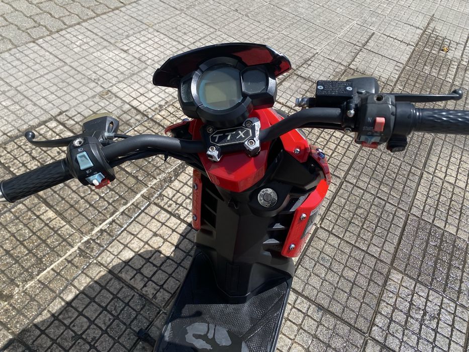 Scooter elétrica