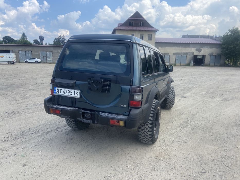 Mitsubishi Pajero 2 3.0 V6
