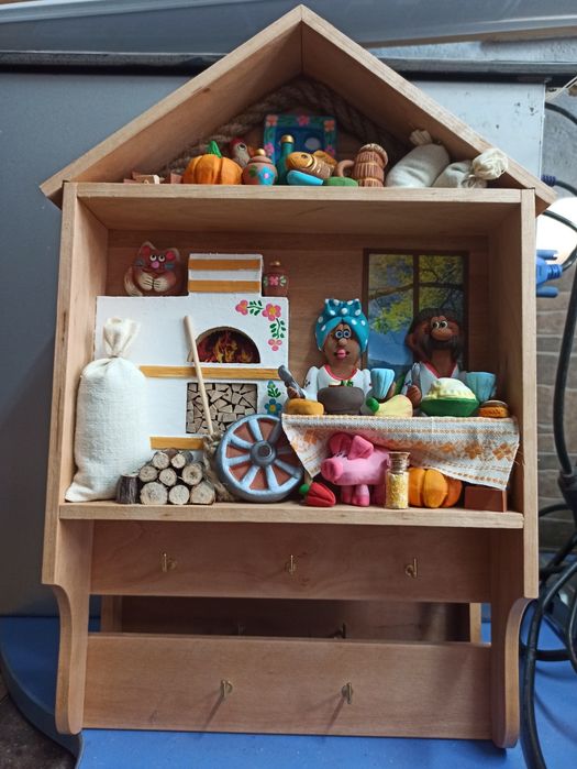 Ключница с часами украинский сувенир