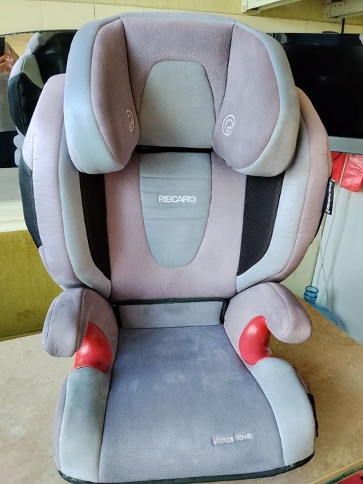 Автокрісло Recaro Monza Nova Seatfix (Isofix) 15-36 кг