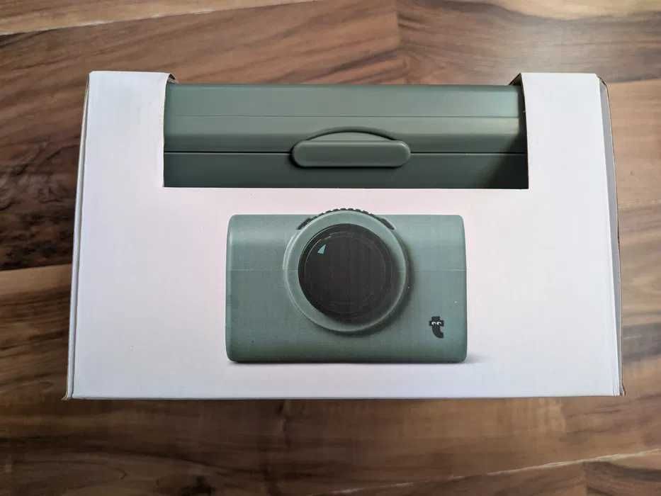 Smartphone projector Flying Tiger kino z telefonu
