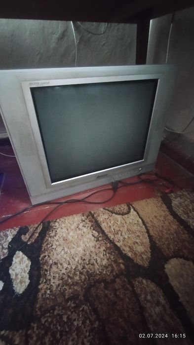 Продам телевизор