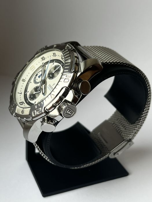 Чоловічий годинник хронограф Festina F16358