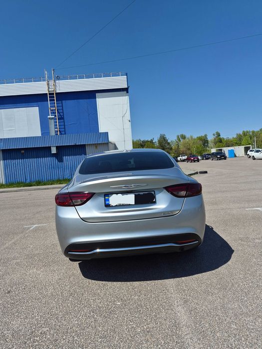 Продам власне авто Chrysler 200 2014 г. 2.4 гбо