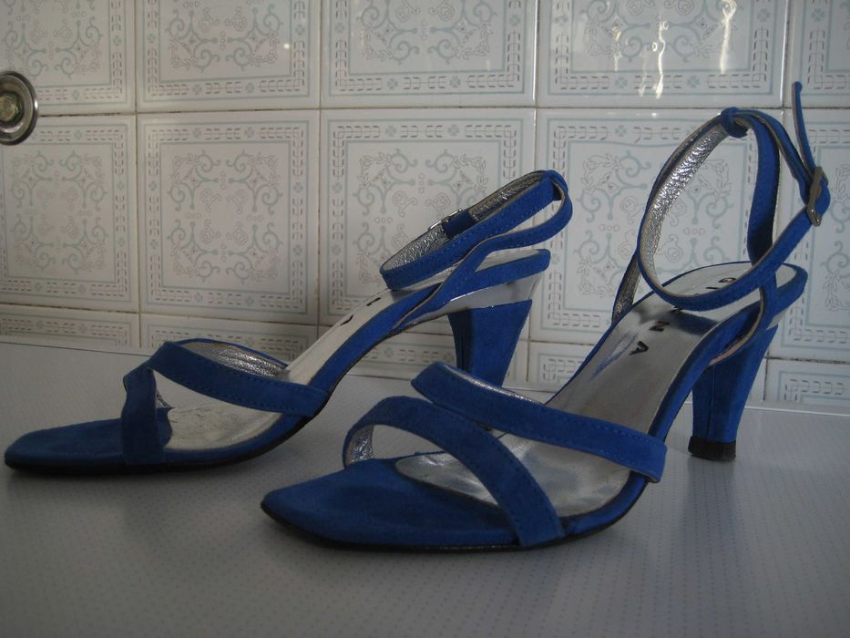 Sandálias de senhora tamanho 36