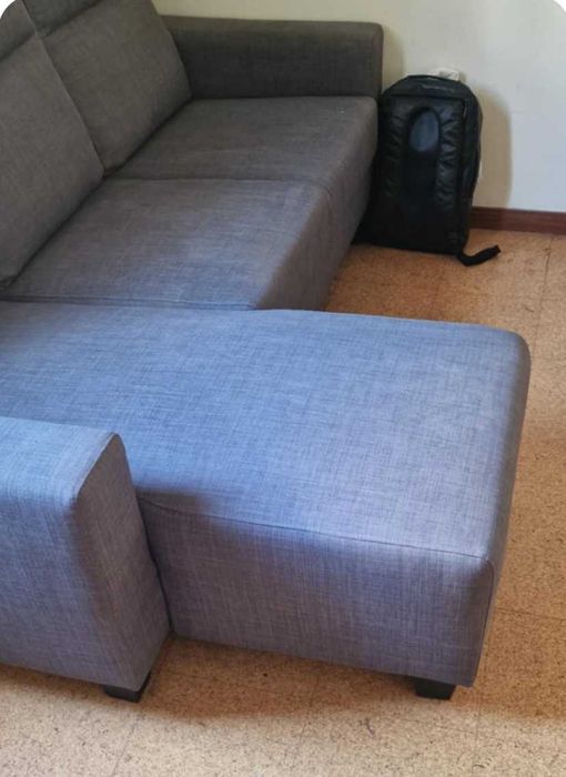 Sofá com chaise longue em muito bom estado