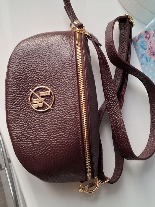 Włoska torebka nerka skórzana laura biaggi bordo