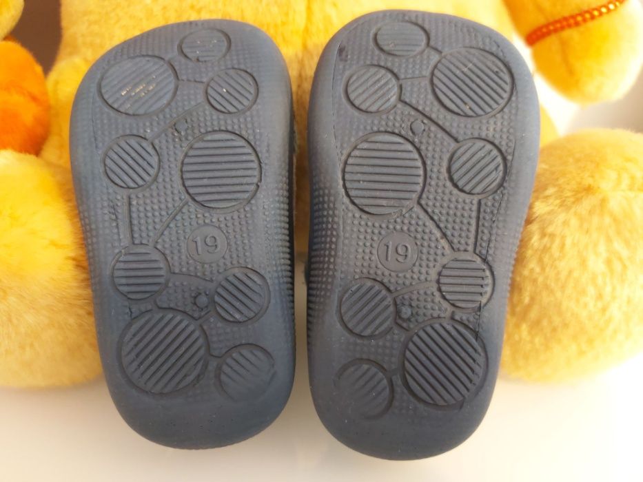 Pantufas de bebé com o Mickey, n.º 19 - COMO NOVAS (oferta portes)