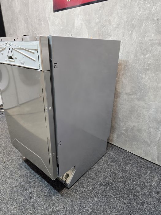 Вузька вбудована посудомийна машина Miele G4860 scvi 45 см укр.меню