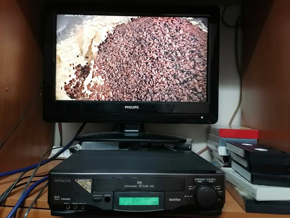 Magnetowid VHS Hitachi VT-F550E HI-FI Stereo pilot