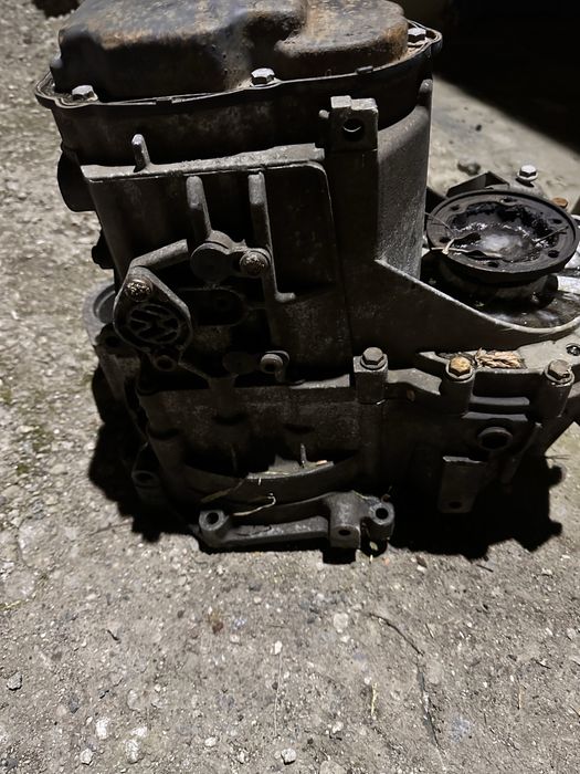 Кпп гольф 6 дизель 1.6   5ступка