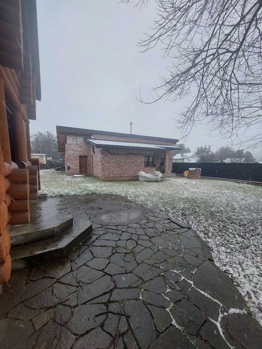 Продаж будинку в Брюховичах