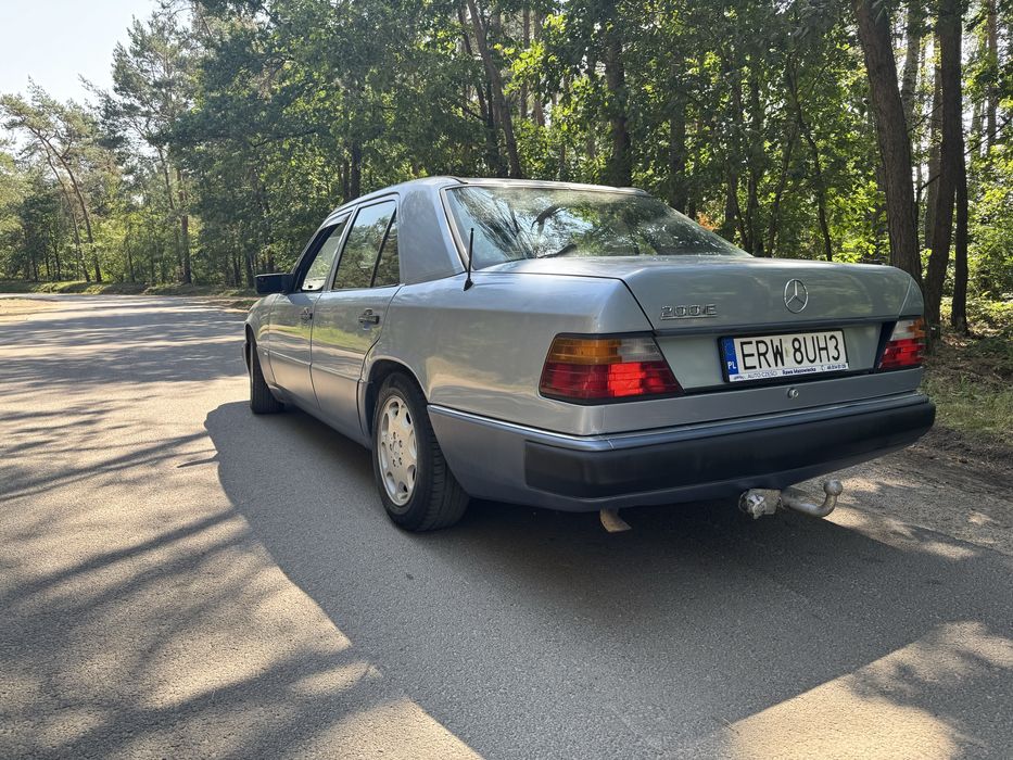 Sprzedam W124 200E sportline, klimatyzacja