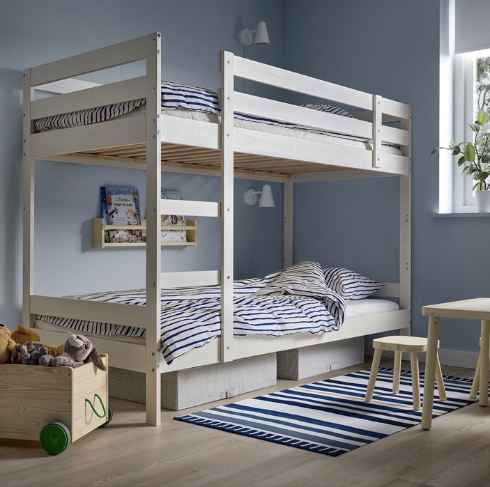 Cama IKEA MYDAL 90x200 cm
