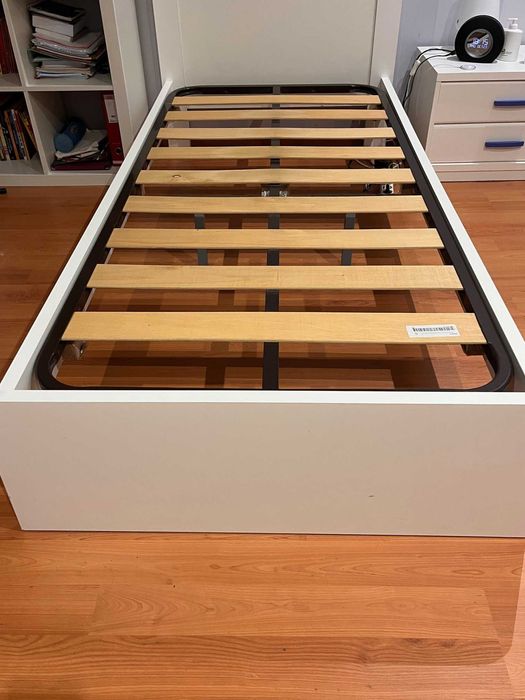 Cama 90 cm por 2 metros com estrado - Oferta do colchão