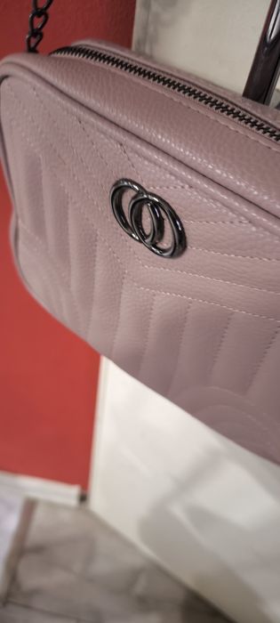 Liliowa torebka na ramię