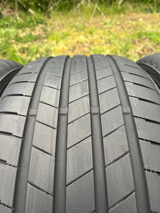 Opony Bridgestone 235/45r18 24rok