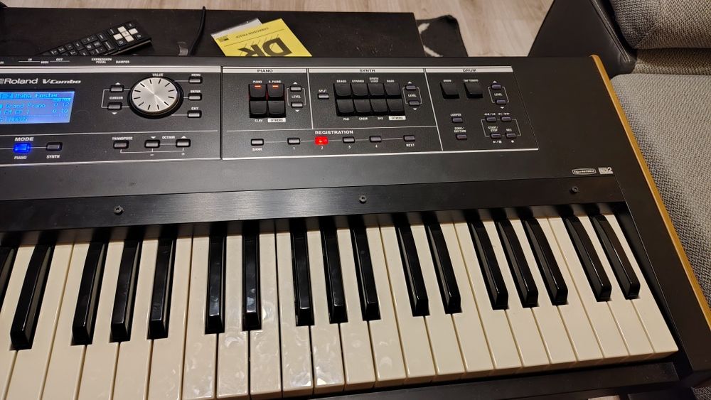 Roland VR-730  Combo