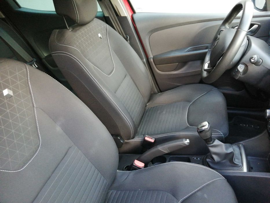 Renault - Clio 1.0 TCe Limited