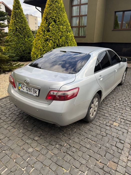 Продам Toyota Camry 40