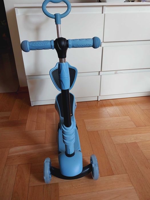 hulajnoga dla małego dziecka f .Scoter świecą się kółka