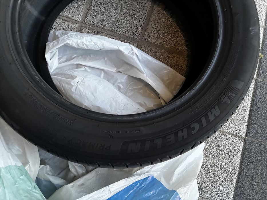 Sprzedam opony 225/50 17