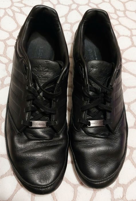 Кроссовки АДІДАС порш дизайн.