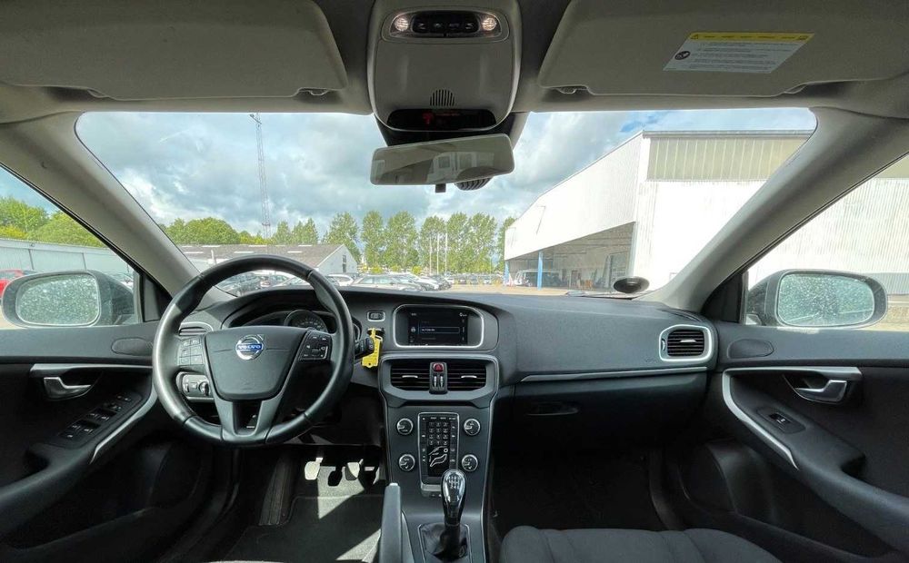 Volvo V40 Para Peças - Há Peças