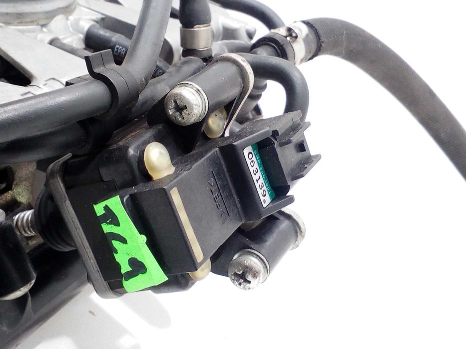 Triumph tiger 800 przepustnice wtryski komplet wtrysk tps