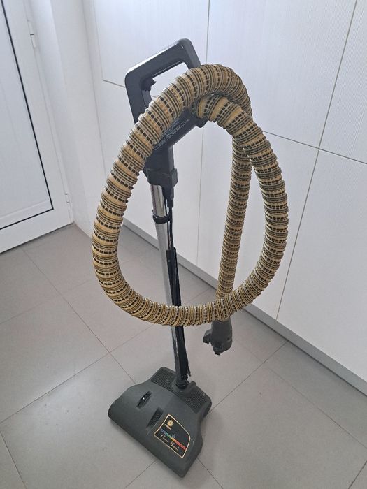 Escova Rainbow para aspirar tapetes e  colchões