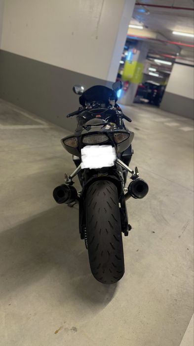 Suzuki gsxr 1000 k8
