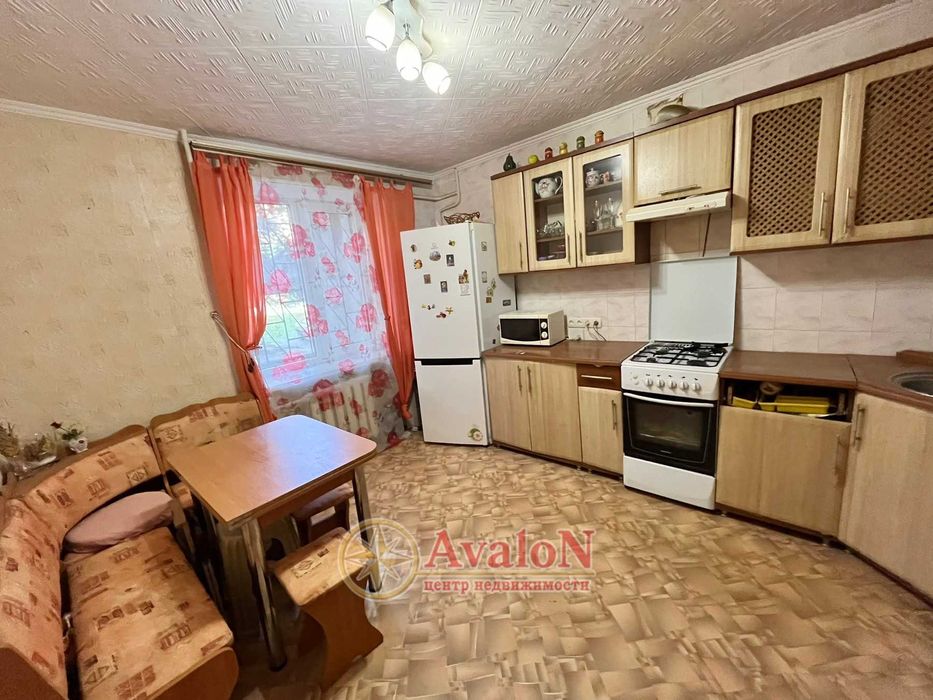 2-х комнатная квартира в кирпичном доме на Десантном бульваре.