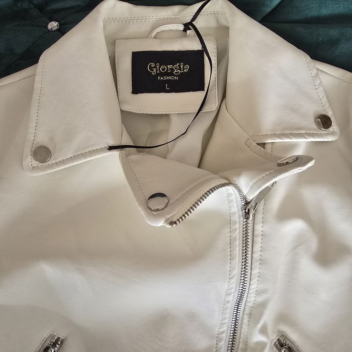 Damska kurtka ramoneska eko skóra ecru  siateczkowe rękawy S/M