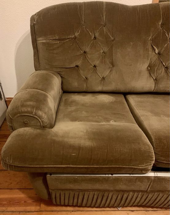 Sofá cama de três lugares