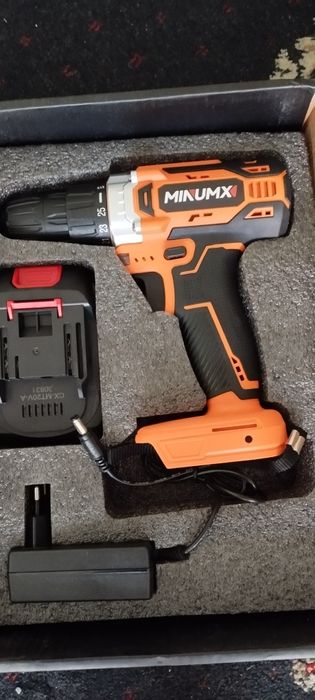 Новый шуруповёрт MINUMX