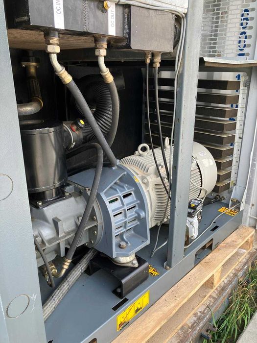 Kompresor śrubowy falownik Atlas Copco GA 37 VSD 7,25 m3/min  37 kW