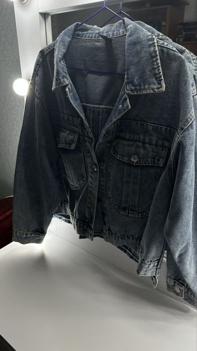 Джинсова куртка