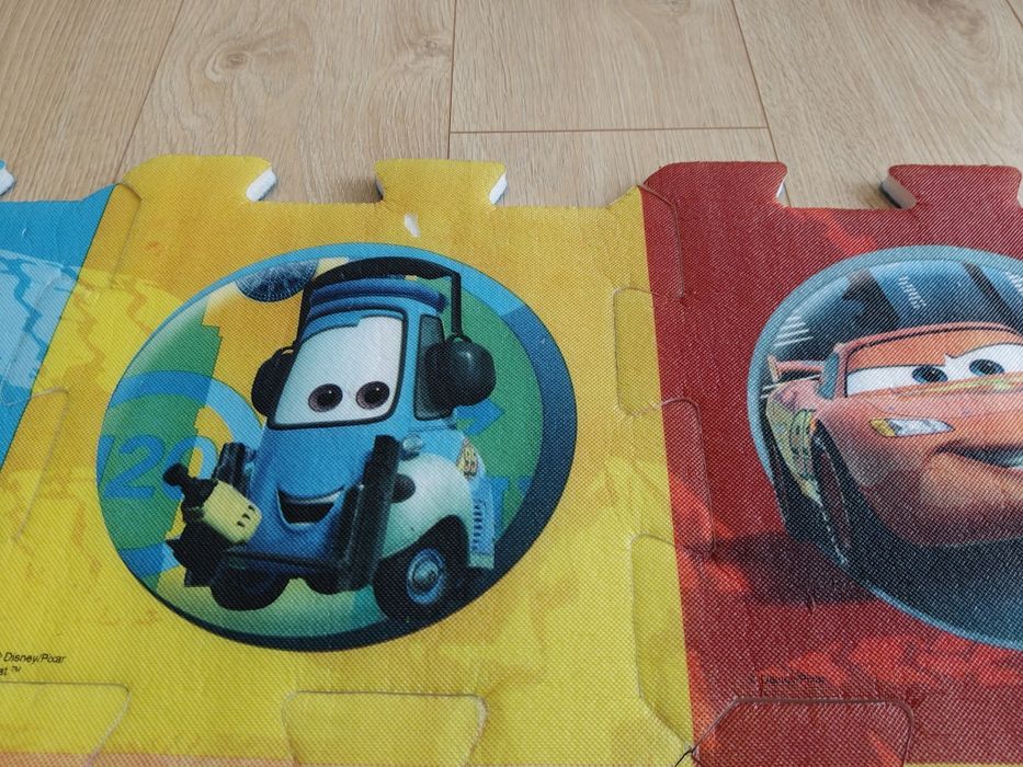 Puzzle piankowe Auta Zygzak McQueen